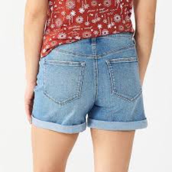 Sonoma Pants - Sonoma Blue Jean Mom Shorts with Cuffed Hem and Relaxed Fit Size 10